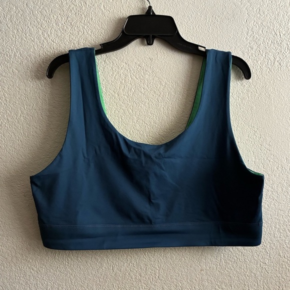 Fabletics Midnight Teal/Spring Leaf Harlow Reversible Medium Impact Sports Bra - Picture 3 of 8